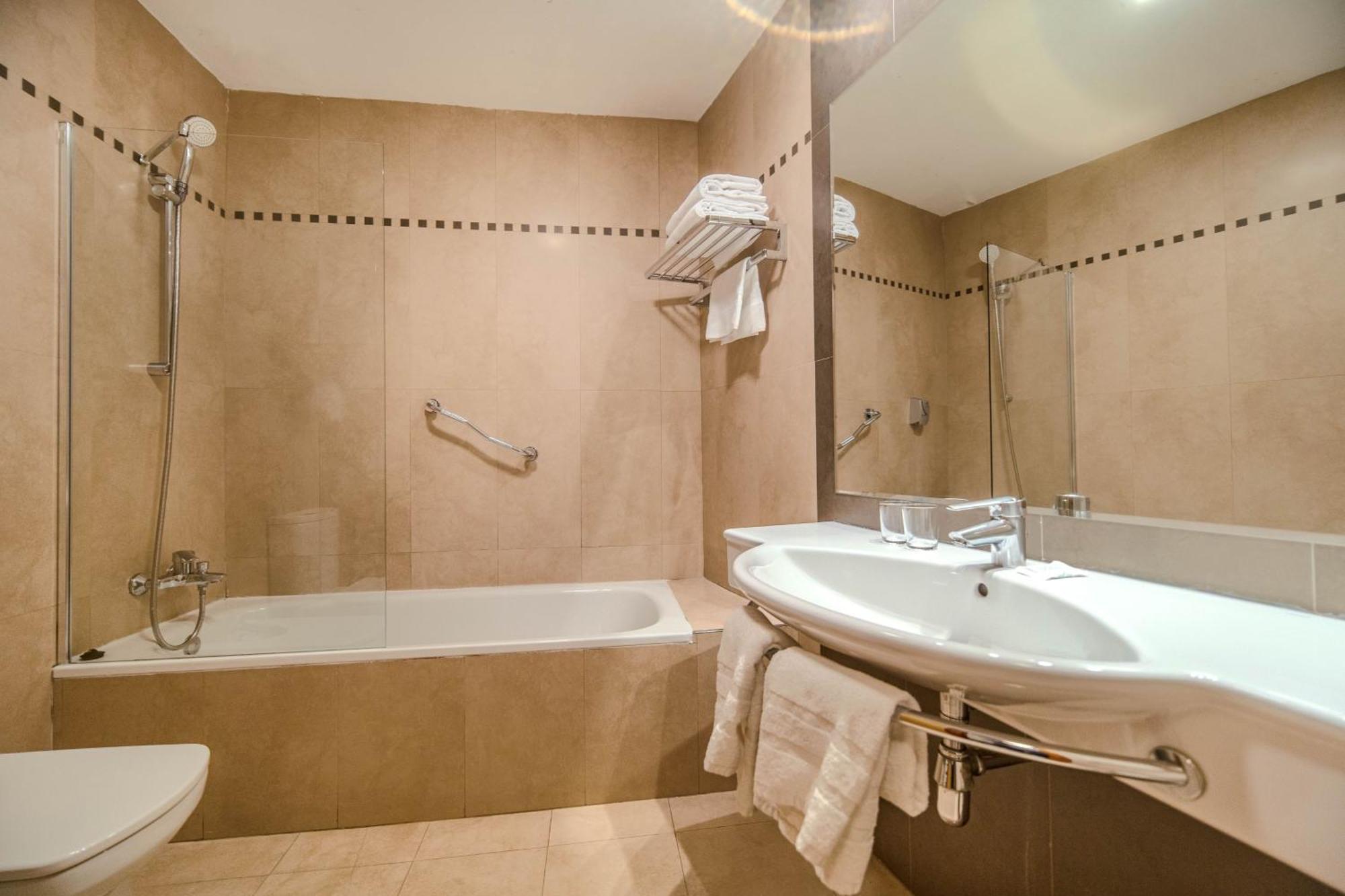 Superior Double Room,1617843754:JPEG
